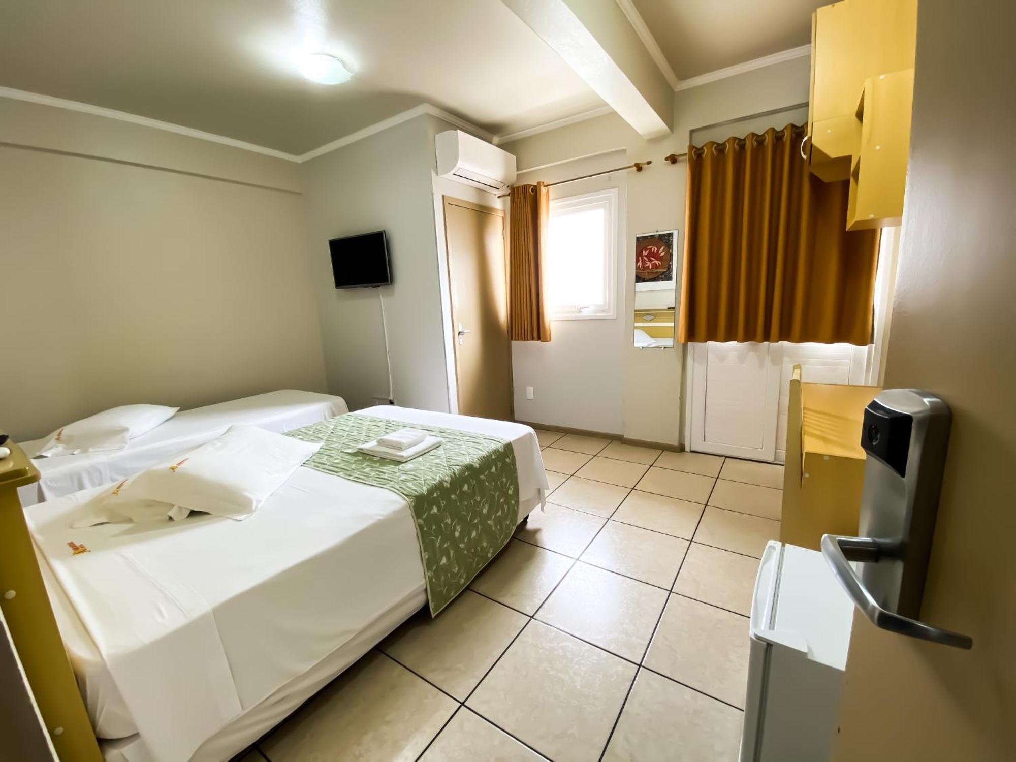 Andardac Hotel Guaramirim 外观 照片